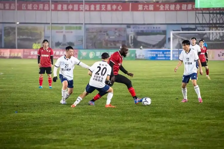巴黎圣日耳曼 VS 雷恩